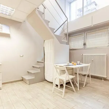 {milano Centrale - Corso Buenos Aires} White Loft Apartment Milan